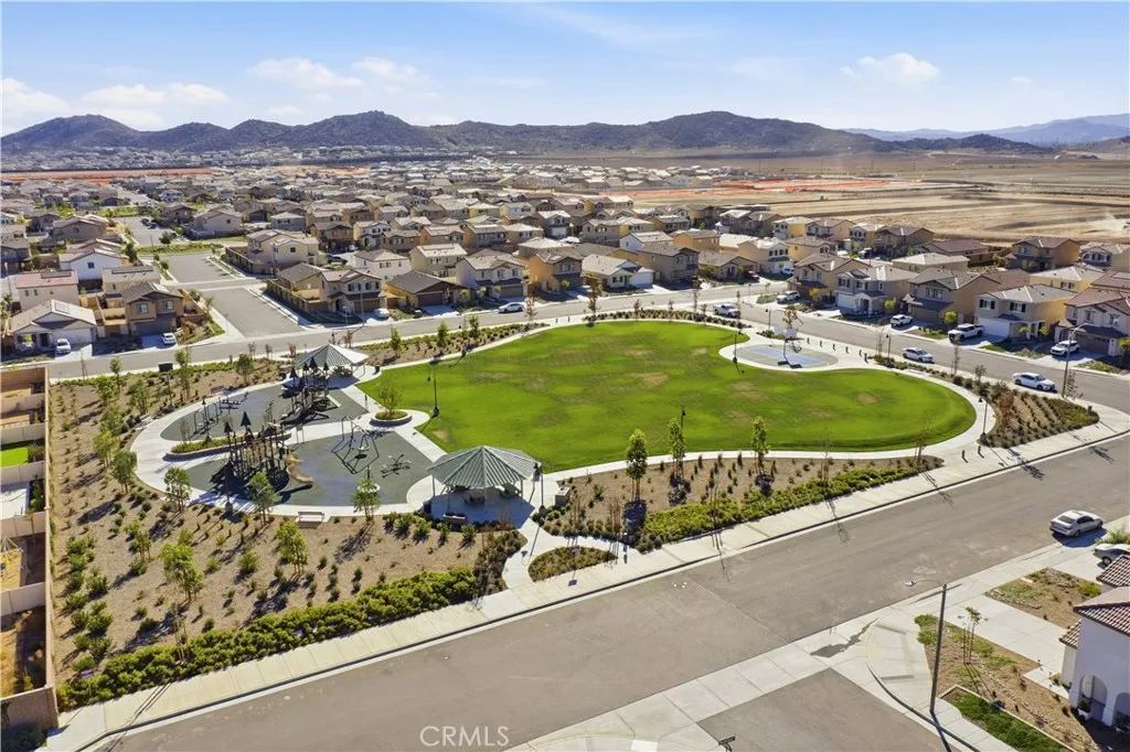 30927 Tempest Court, Winchester, California 92596 home-pic-37